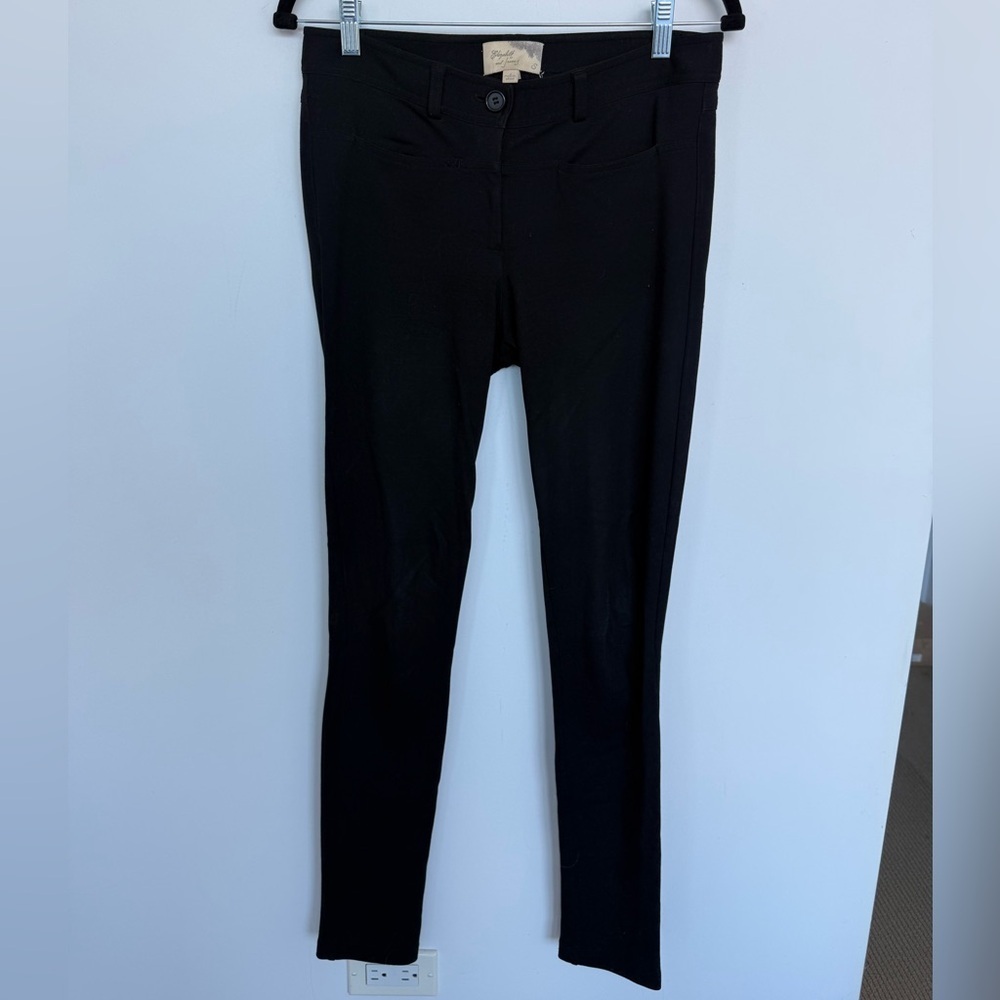 Elizabeth and James Slim Black Plants size S
